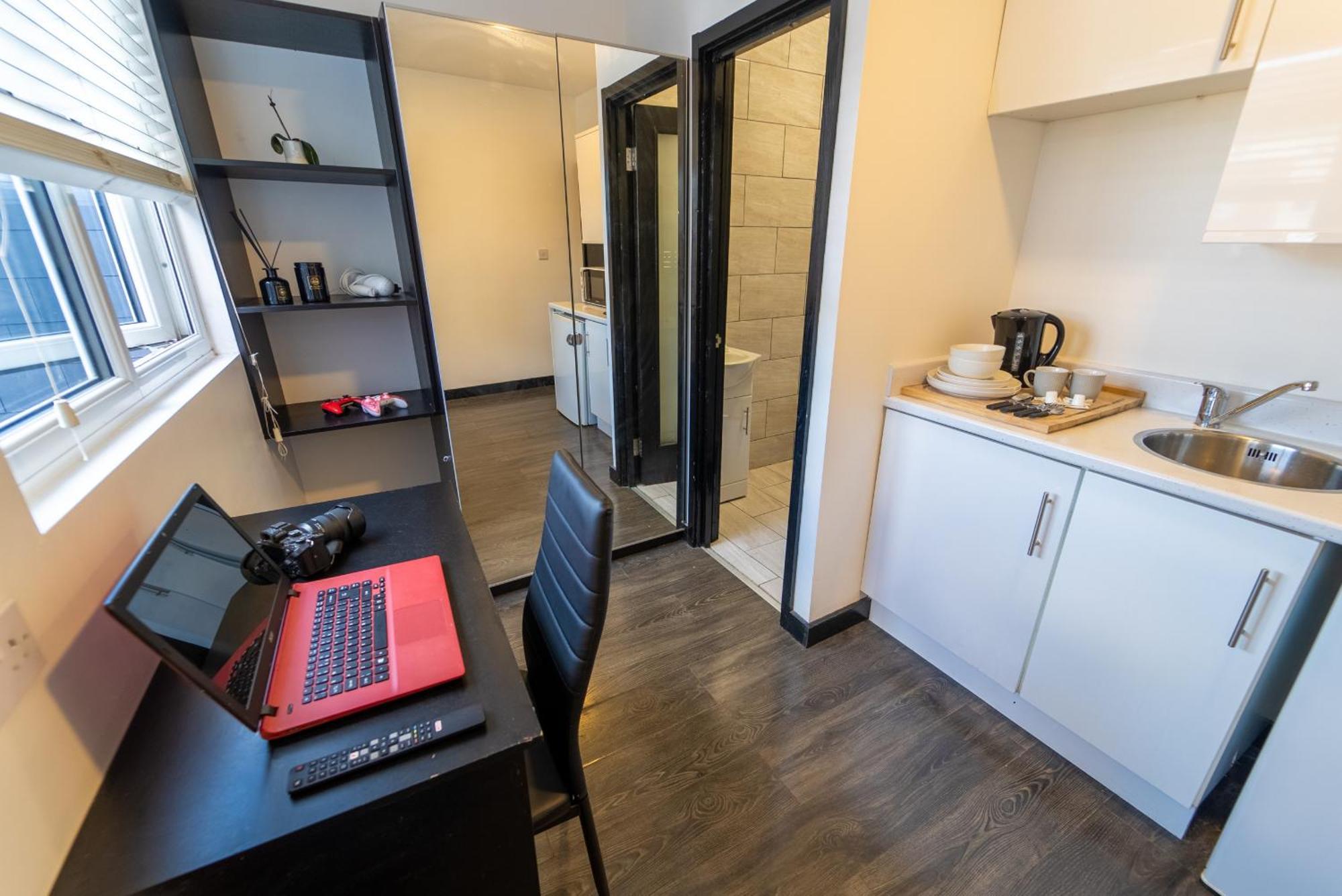 Stay Sa Equipped Studios Next To Uob And Qe! Birmingham Værelse billede